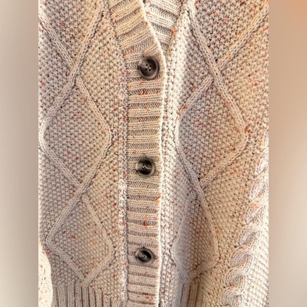 MWT Women's Cable Knit Button-Front Vest - Picture 8 of 12